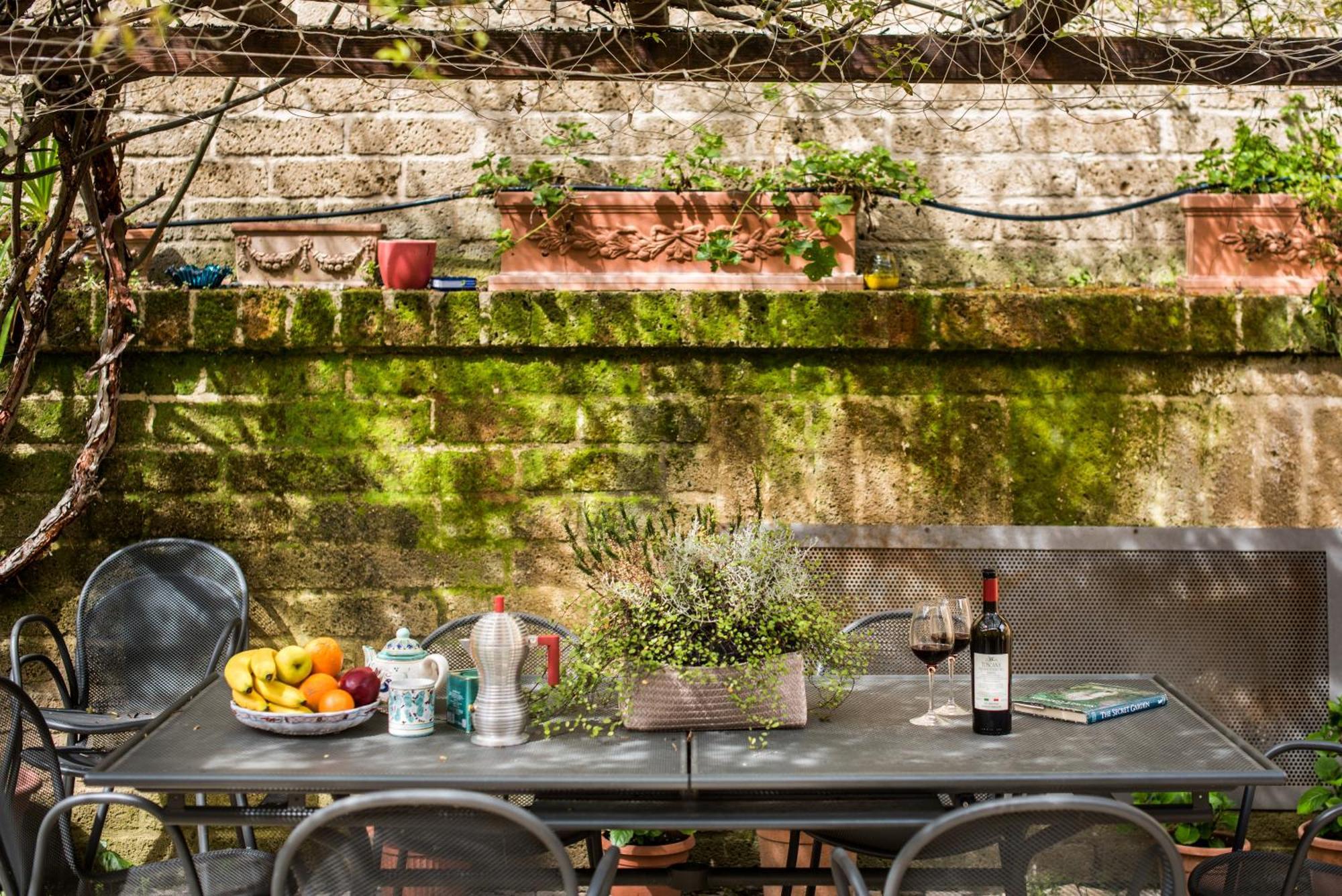 Secret Garden Siena Villa Exterior photo