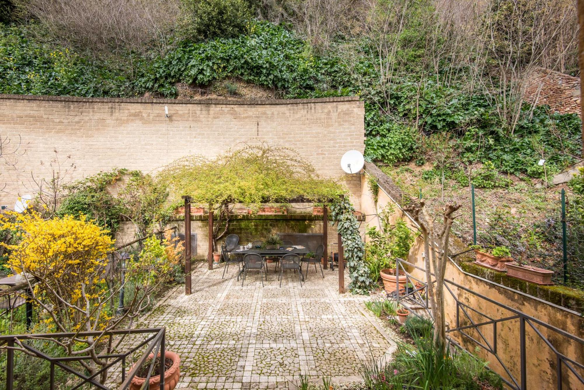 Secret Garden Siena Villa Exterior photo