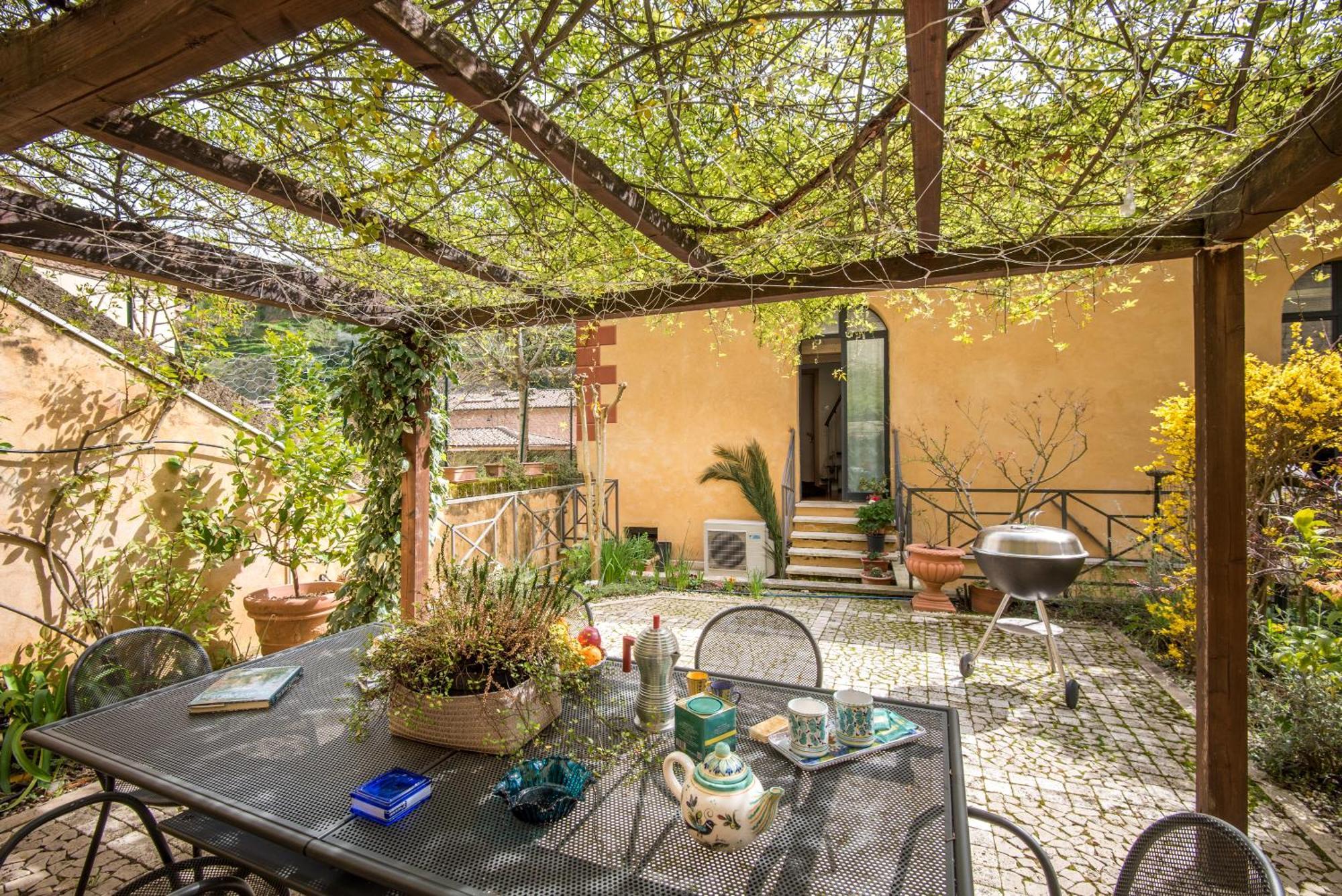 Secret Garden Siena Villa Exterior photo