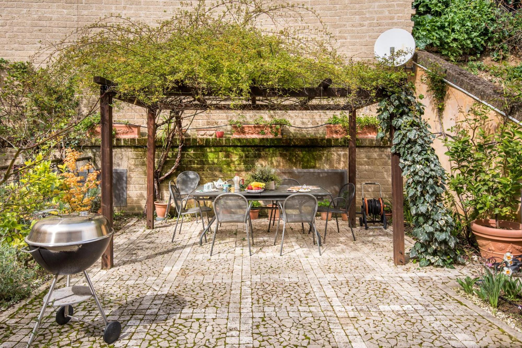 Secret Garden Siena Villa Exterior photo