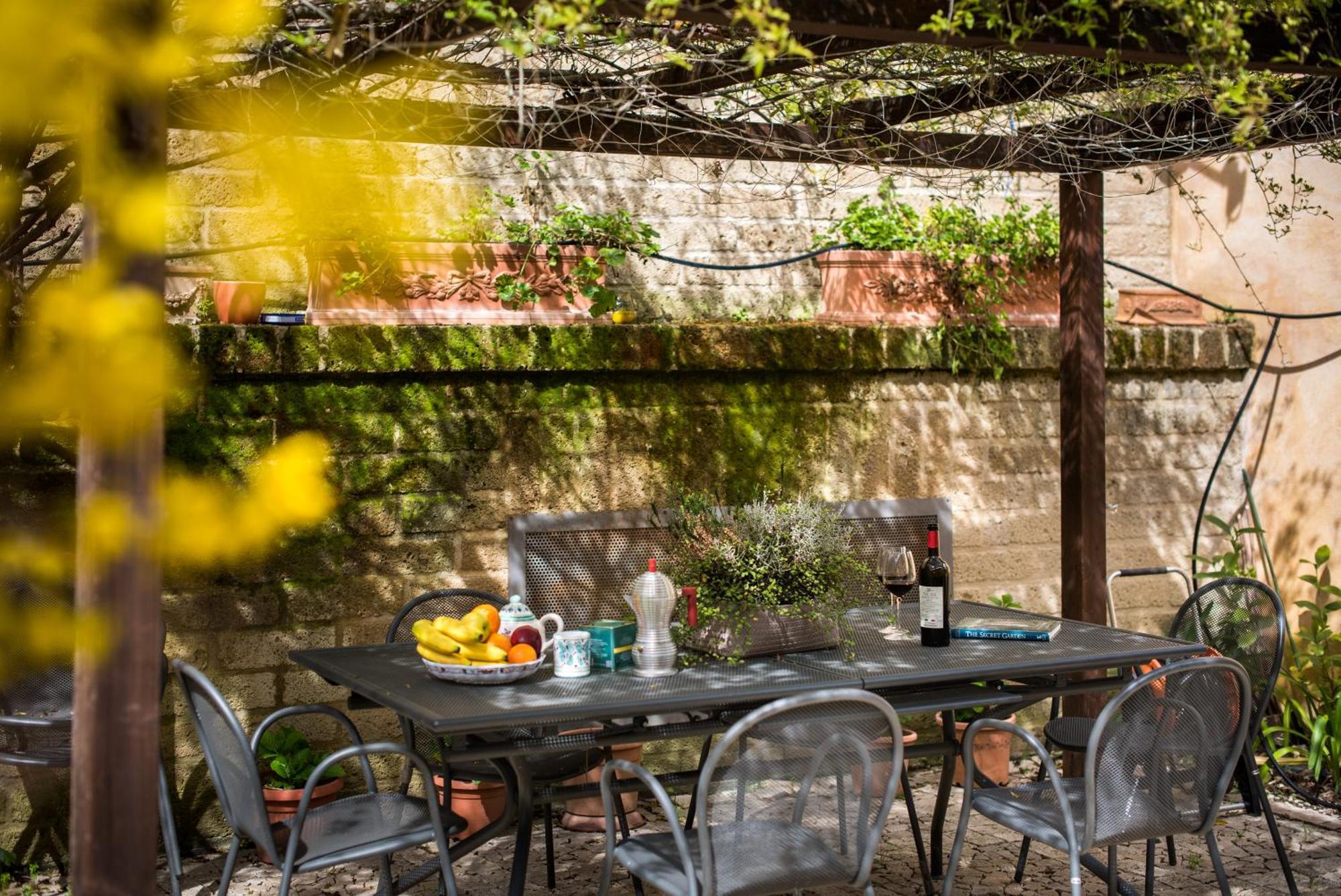 Secret Garden Siena Villa Exterior photo